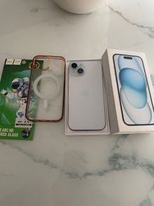 Apple iPhone 15