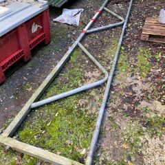 Yard barrier
