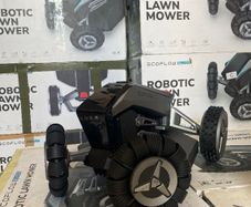 EcoFlow BLADE Robotic Lawn Mower  Excellent Condition