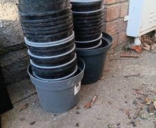 Plant pots