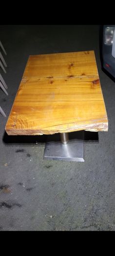 pub /cafe tables