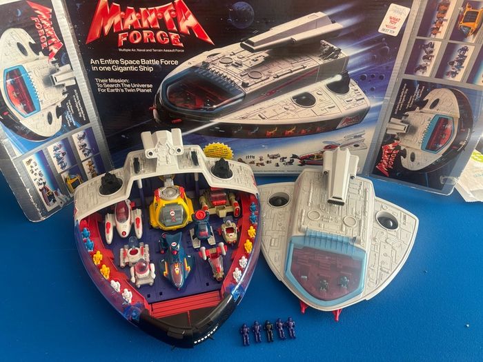 Boxed Manta Force Collection