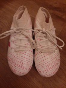 Adidas Nemeziz Football Boots Size 28