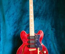 Epiphone Riveria