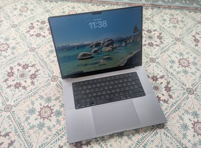 16" MacBook Pro (M1 Max, 64GB RAM, 1TB SSD, Optimal Battery)