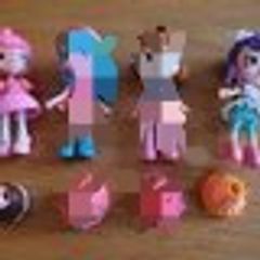 Shopkins dolls and cars