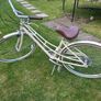 Electra retro cream ladies bicycle Image 3
