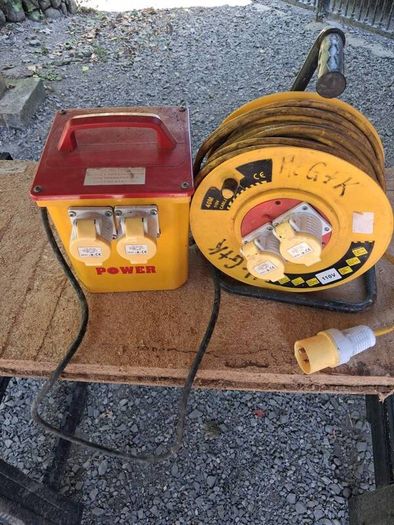 Transformer box and extension cable