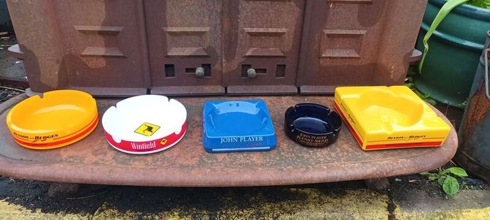 pub ashtray