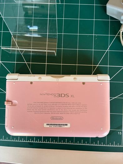 Nintendo 3DS XL (Read Description)