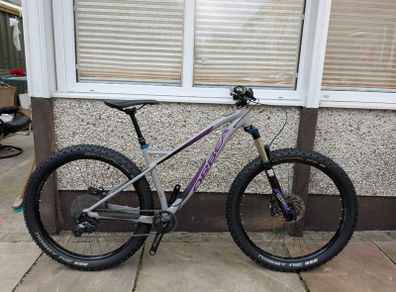 Orbea Laufey 27+ H30 (Size M) - Less than 500km