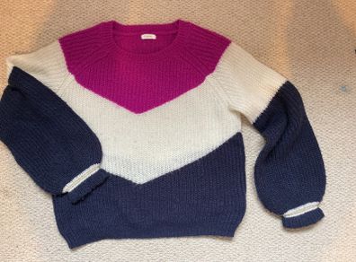 Next jumper
