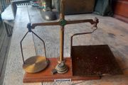 Weighing scales from Enniskerry post office, D18 post 10e