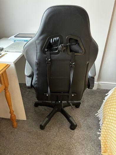 Gaming chair