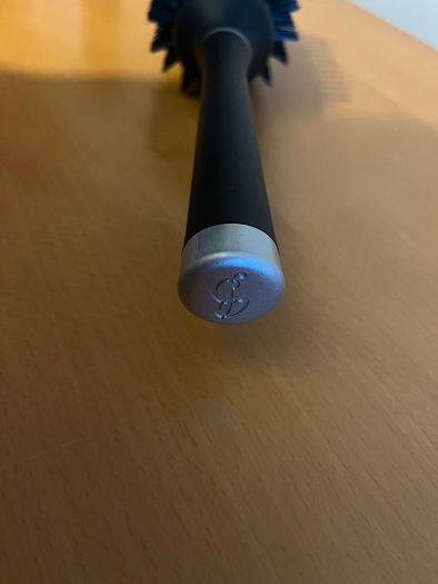Round hair brush