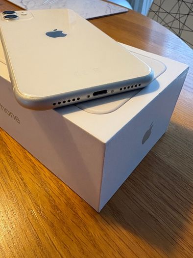 iPhone 11