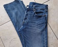 Mens Levi jeans (W30 L30)