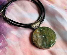 Chunky vintage moss agate pendant