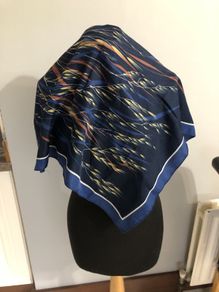 scarf