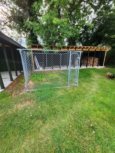 Dog pen 3m x 3m