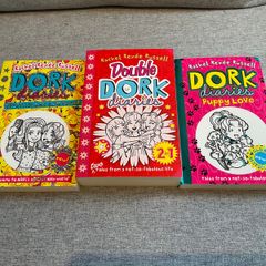Book bundle Dork Diaries collection x 4 Rachel Renee Russell
