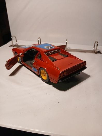 Ferrari 1:24 scale