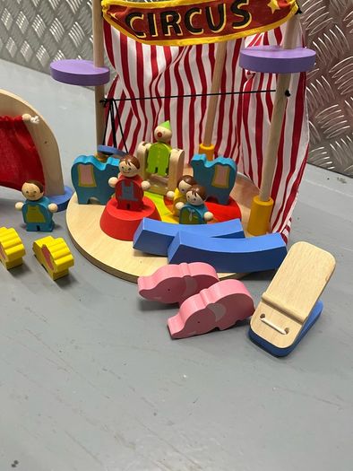 Children's Wooden Heart Circus Playset