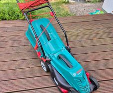 Lawnmower