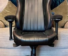 GT Omega Racing / Gaming Chair