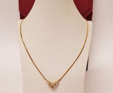 Stunning Diamond Necklace 750 yellow gold /18 Carat