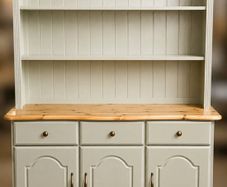 Beautiful Painted Pine Walsh dresser/kitchen Hutch