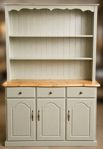 Beautiful Painted Pine Walsh dresser/kitchen Hutch
