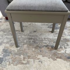Piano stool