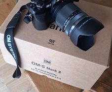 Mirrorless Camera and lens
