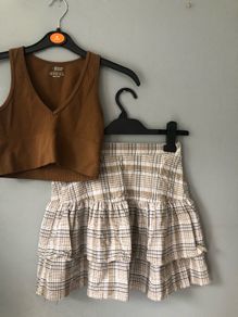 Ladies two piece size 6