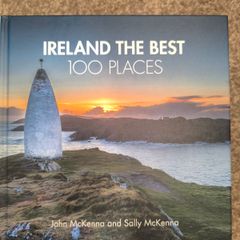 Ireland the Best 100 Places : Extraordinary Places and Where Best to Walk, East