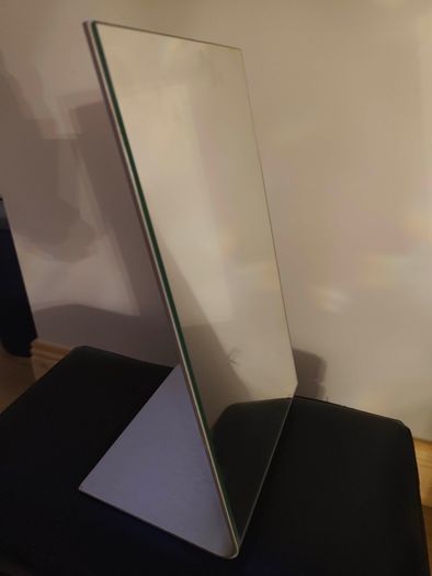 Table mirror