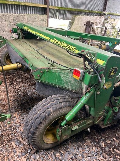 John Deere 1365 mower