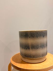 plant pot / vase