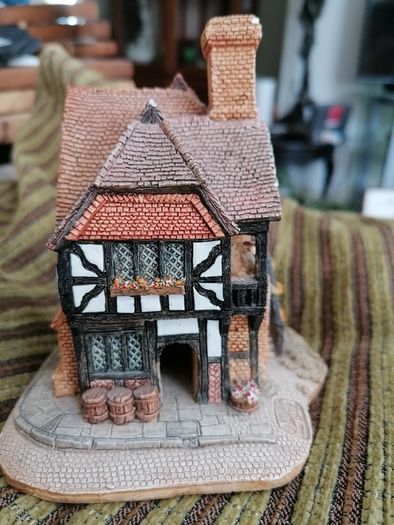 Lillyput lane house