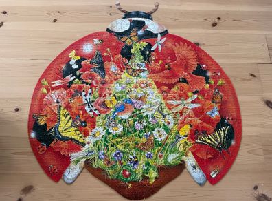 Jigsaw puzzle 1045 pieces