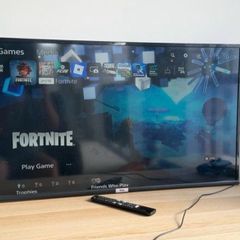 40" Smart TV