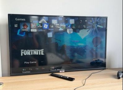 40" Smart TV