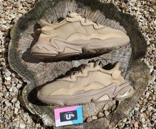 Premium Adidas Ozweego Lightweight Style