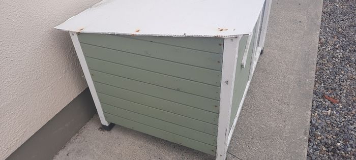Dog Box