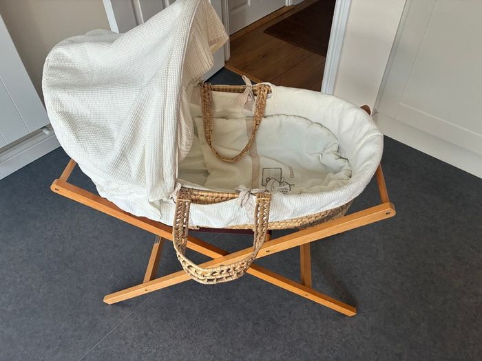 Mamas and Papas Moses Basket