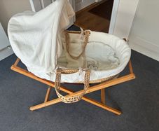 Mamas and Papas Moses Basket