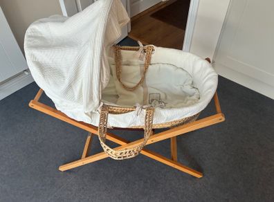 Mamas and Papas Moses Basket
