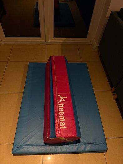 Mc Sport High Bar, Beemat  Beam and two mats