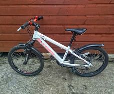 Girls bike 20"